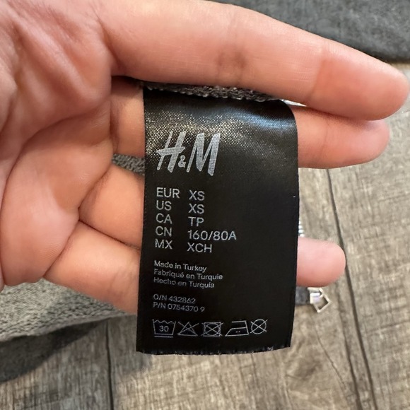 H&M Basics Women's‎ Gray Full Zip Jacket Hooded Drawstring Long Sleeve Size XS - Picture 6 of 8